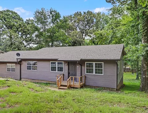 155 Lake Vista Cv, Hot Springs, AR 71913