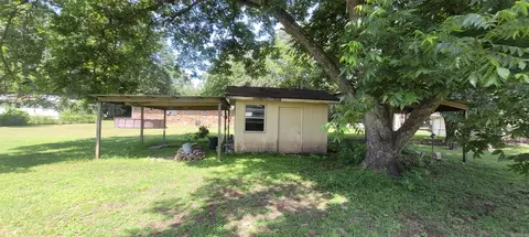 Exterior - 731 N Eighth St, Augusta, AR 72006 photo 5 of 5