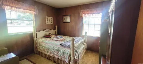 Bedroom - 731 N Eighth St, Augusta, AR 72006 photo 2 of 2
