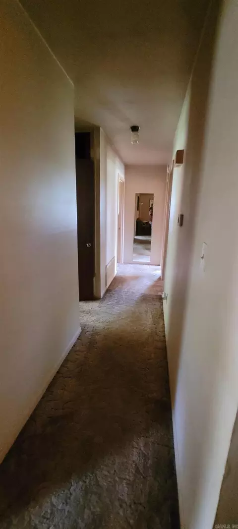 Entry Way - 731 N Eighth St, Augusta, AR 72006 photo 1 of 1