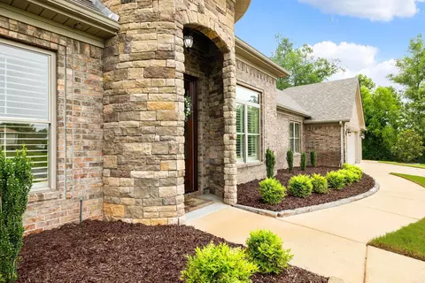 Exterior - 6533 Westminster, Benton, AR 72019 photo 4 of 16