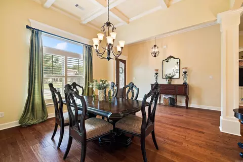 Dining - 6533 Westminster, Benton, AR 72019 photo 2 of 5