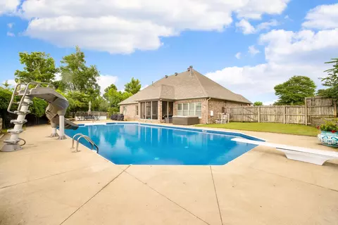 Exterior - 6533 Westminster, Benton, AR 72019 photo 9 of 16