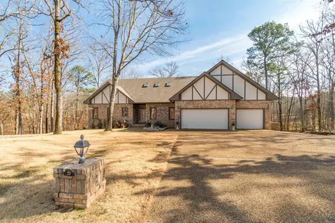 23 Darro Way, Hot Springs Village, AR 71909