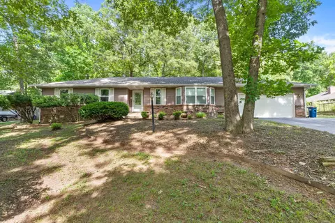 822 Pebblecreek Dr, Mountain Home, AR 72653