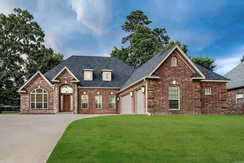 103 Grenoble, Maumelle, AR 72113
