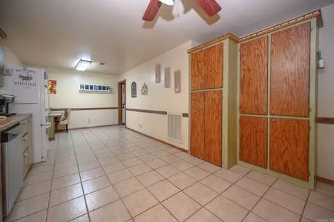 Kitchen - 106 Ashton Pl, De Queen, AR 71832 photo 5 of 6