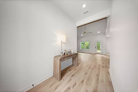 Entry Way - 203 Apollo Way, Haskell, AR 72015 photo 2 of 7