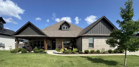 7317 Lake Point Cir, Benton, AR 72019