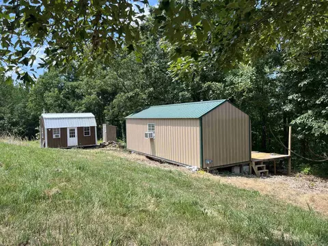 Exterior - 1717 Grassy Rd, Marshall, AR 72650 photo 3 of 15