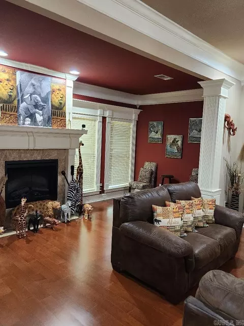Living - 7720 E Worth Ave, Benton, AR 72019 photo 2 of 6