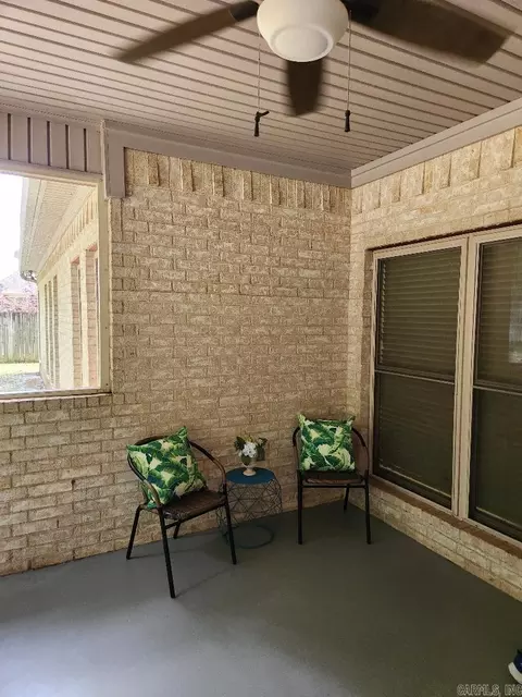 Exterior - 7720 E Worth Ave, Benton, AR 72019 photo 5 of 5