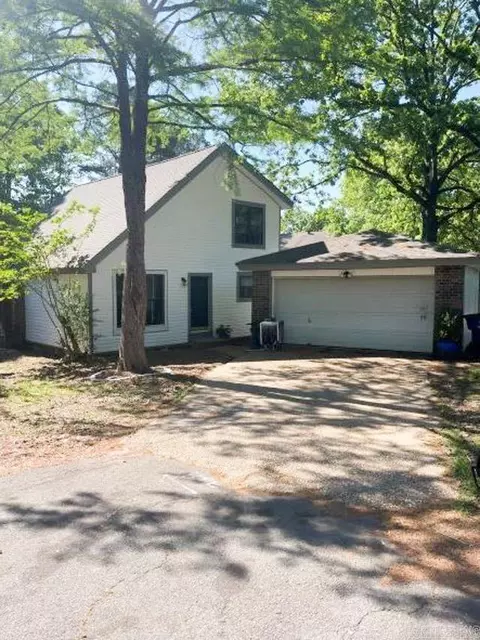 18 Hickory, Maumelle, AR 72113