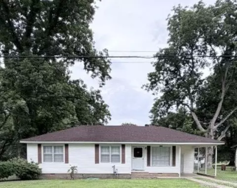 407 Carl St, Marvell, AR 72366