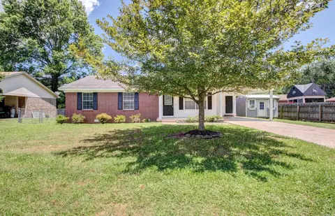 1000 Locust St # A, Beebe, AR 72012