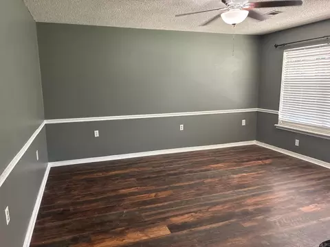 1000 Locust St # A, Beebe, AR 72012 photo 4