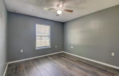 Bedroom - 1000 Locust St # A, Beebe, AR 72012 photo 6 of 9