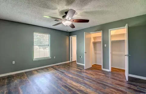 Bedroom - 1000 Locust St # A, Beebe, AR 72012 photo 2 of 9