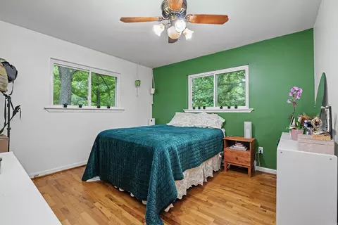 Bedroom - 622 Sherris Ln, Benton, AR 72019 photo 1 of 9