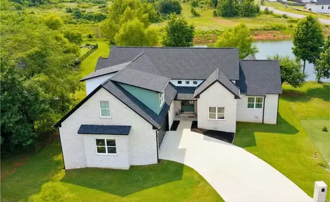 Exterior - 104 Lethamhill Cv, Cabot, AR 72023 photo 2 of 3