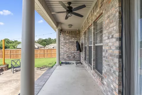 Exterior - 1320 E Cadron Gap Rd, Conway, AR 72032 photo 6 of 9