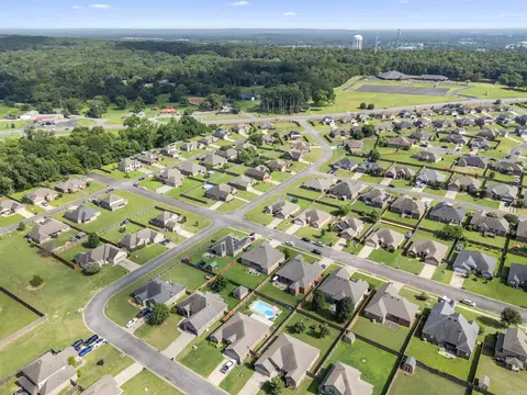 View/Area - 1320 E Cadron Gap Rd, Conway, AR 72032 photo 5 of 7