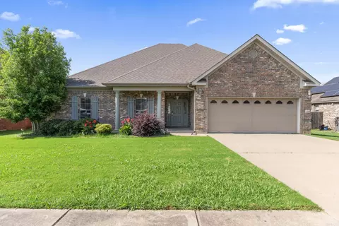Exterior - 1320 E Cadron Gap Rd, Conway, AR 72032 photo 2 of 9