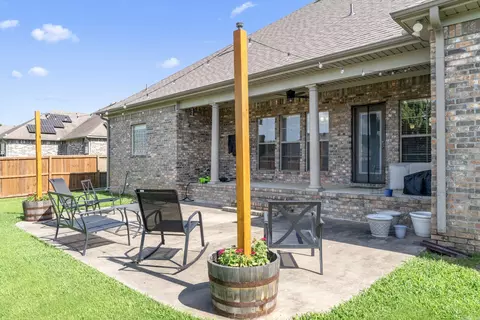 Exterior - 1320 E Cadron Gap Rd, Conway, AR 72032 photo 7 of 9