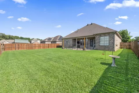 Exterior - 1320 E Cadron Gap Rd, Conway, AR 72032 photo 4 of 9