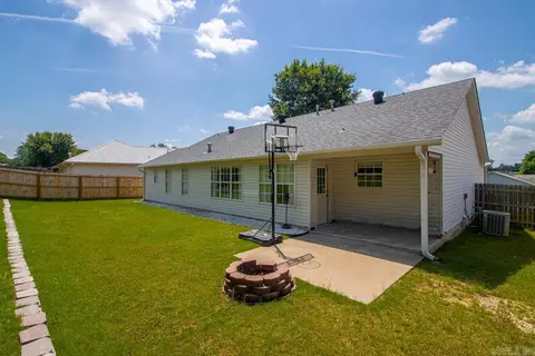 Other - 900 Elkhart Loop, Bryant, AR 72022 photo 6 of 7
