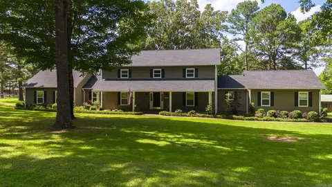 24 Shoemaker Cir, Batesville, AR 72501