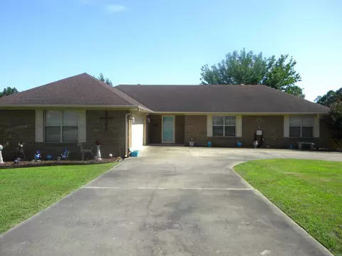 3206 Pin Oak Dr, Paragould, AR 72450