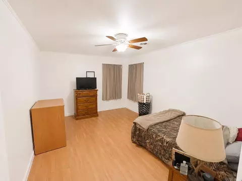 Bedroom - 7103 W Jeffcoat Rd, Pine Bluff, AR 71603 photo 3 of 5