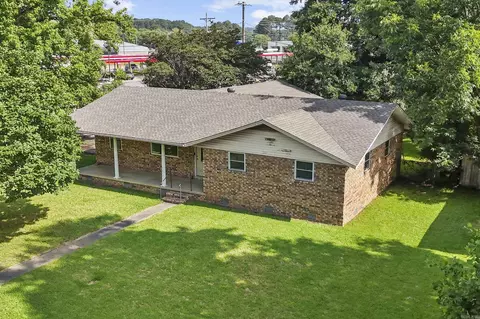 76 Mohawk, Searcy, AR 72143