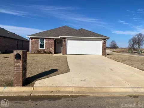 5736 Morgan Dr, Jonesboro, AR 72401