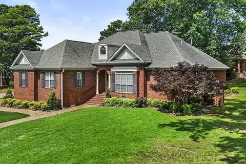 601 Live Oak, Searcy, AR 72143