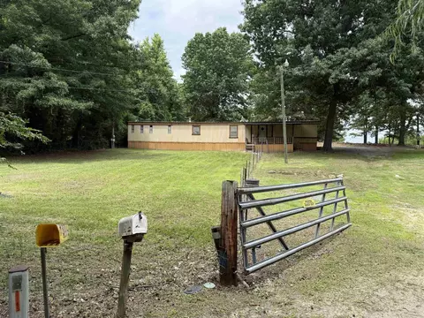 6824 Myrtle, Mabelvale, AR 72103