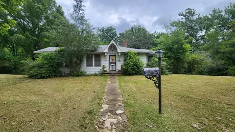 202 Carolina, West Helena, AR 72390