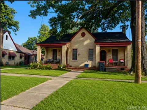 910 W And 912 W 13th Ave, Pine Bluff, AR 71601