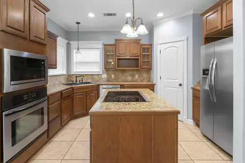Kitchen - 11 Cedar View Loop, Greenbrier, AR 72058 photo 2 of 5
