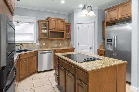 Kitchen - 11 Cedar View Loop, Greenbrier, AR 72058 photo 3 of 5