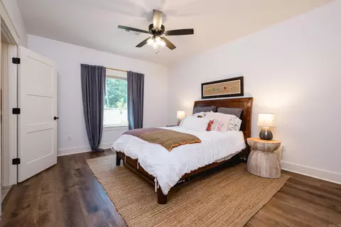 Bedroom - 4032 Eagle Valley Dr, Benton, AR 72019 photo 3 of 5