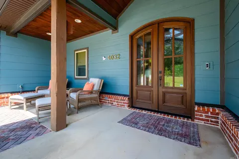 Exterior - 4032 Eagle Valley Dr, Benton, AR 72019 photo 5 of 17