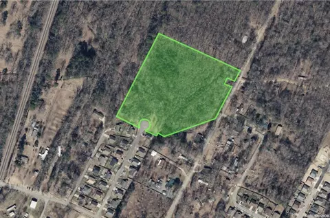 000 Spring Branch Dr, Haskell, AR 72015