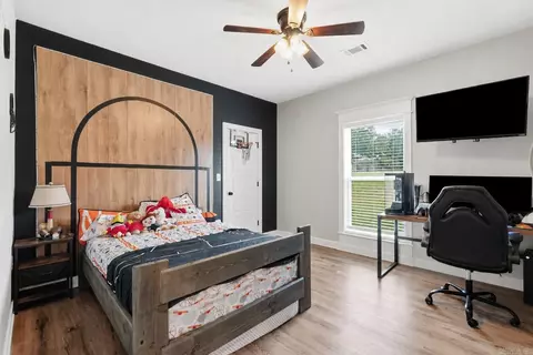 Bedroom - 33 Pear Cir, Greenbrier, AR 72058 photo 5 of 5