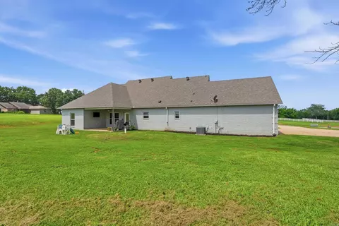 Exterior - 33 Pear Cir, Greenbrier, AR 72058 photo 5 of 8