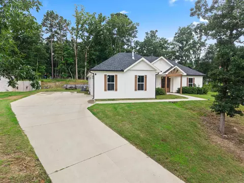 131 Wildwood Forest Rd, Hot Springs, AR 71913