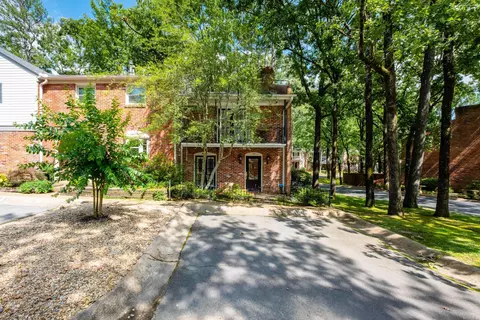 13 Kingsbridge Way, Little Rock, AR 72212