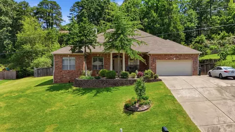 2121 Westport Loop, Little Rock, AR 72212