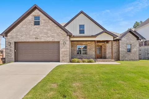 3590 Sylvia Springs Dr, Conway, AR 72034